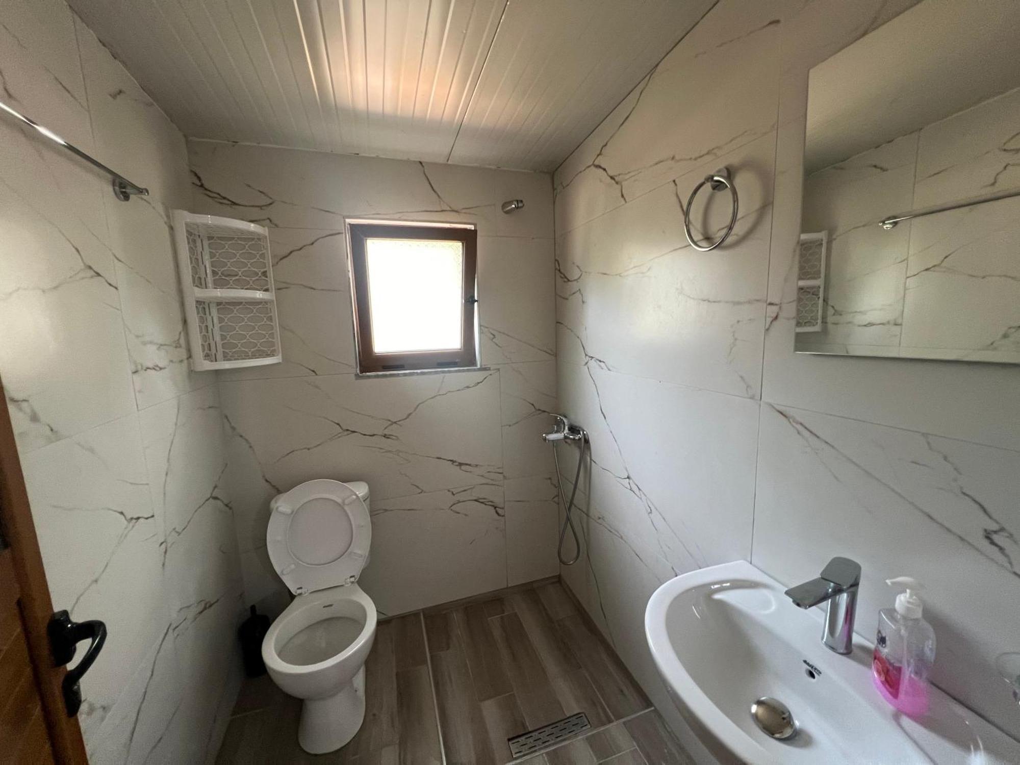 Oni Apartments Ksamil Kültér fotó